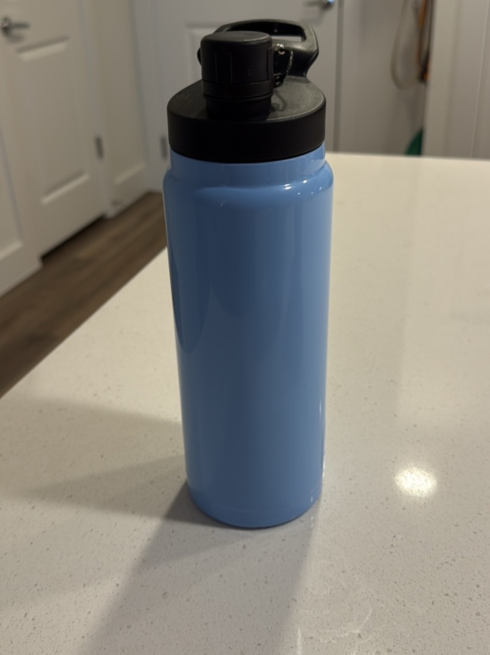Blue Insulated Stainless Steel Water Bottle with Flip Cap